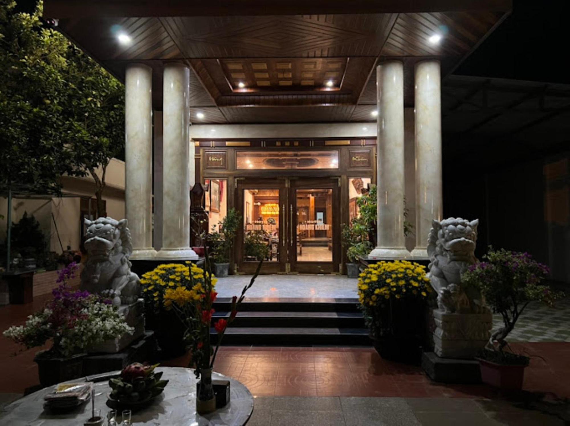 Hoang Khiem Hotel เปลกู ภายนอก รูปภาพ