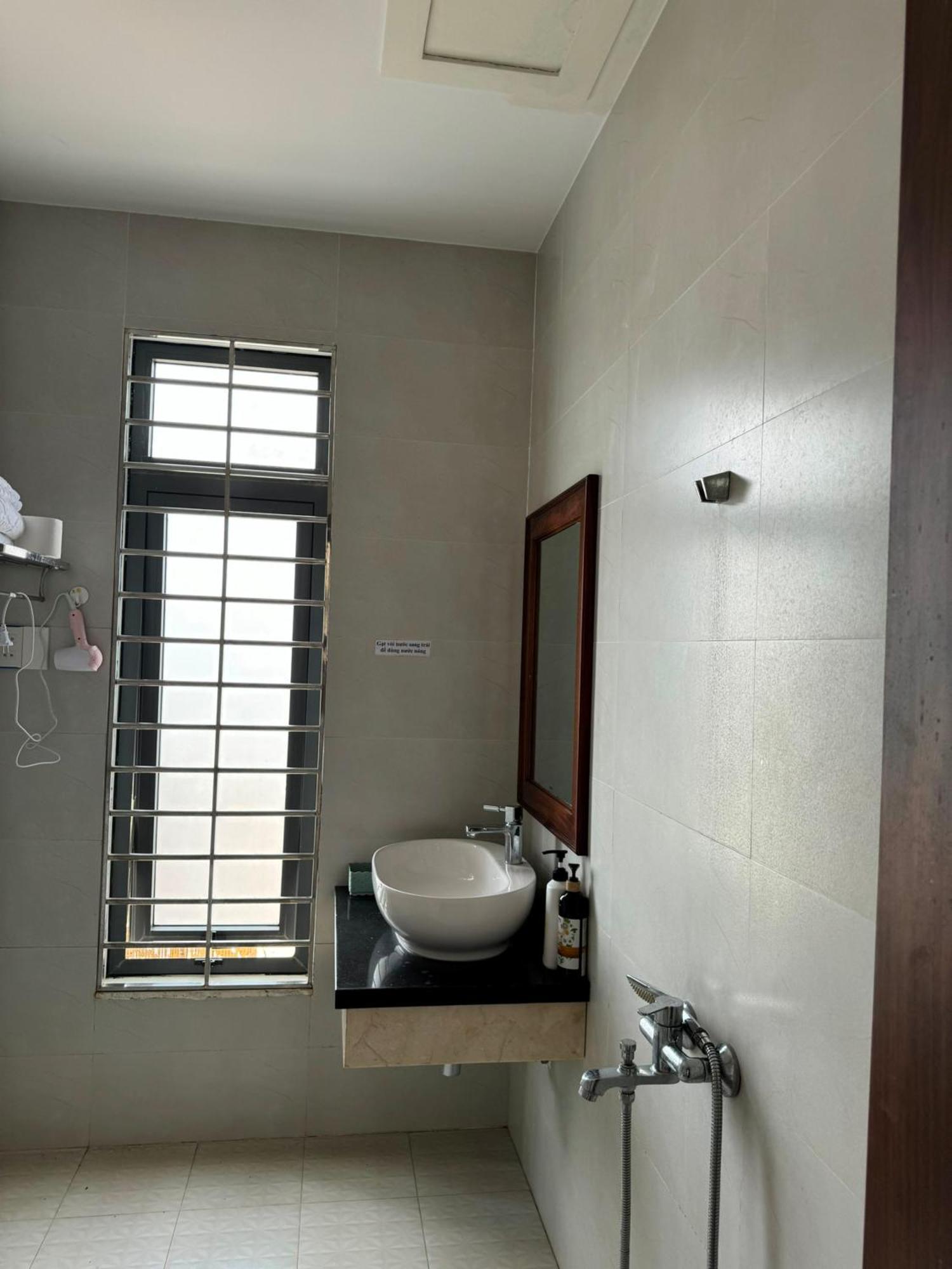Hoang Khiem Hotel เปลกู ภายนอก รูปภาพ