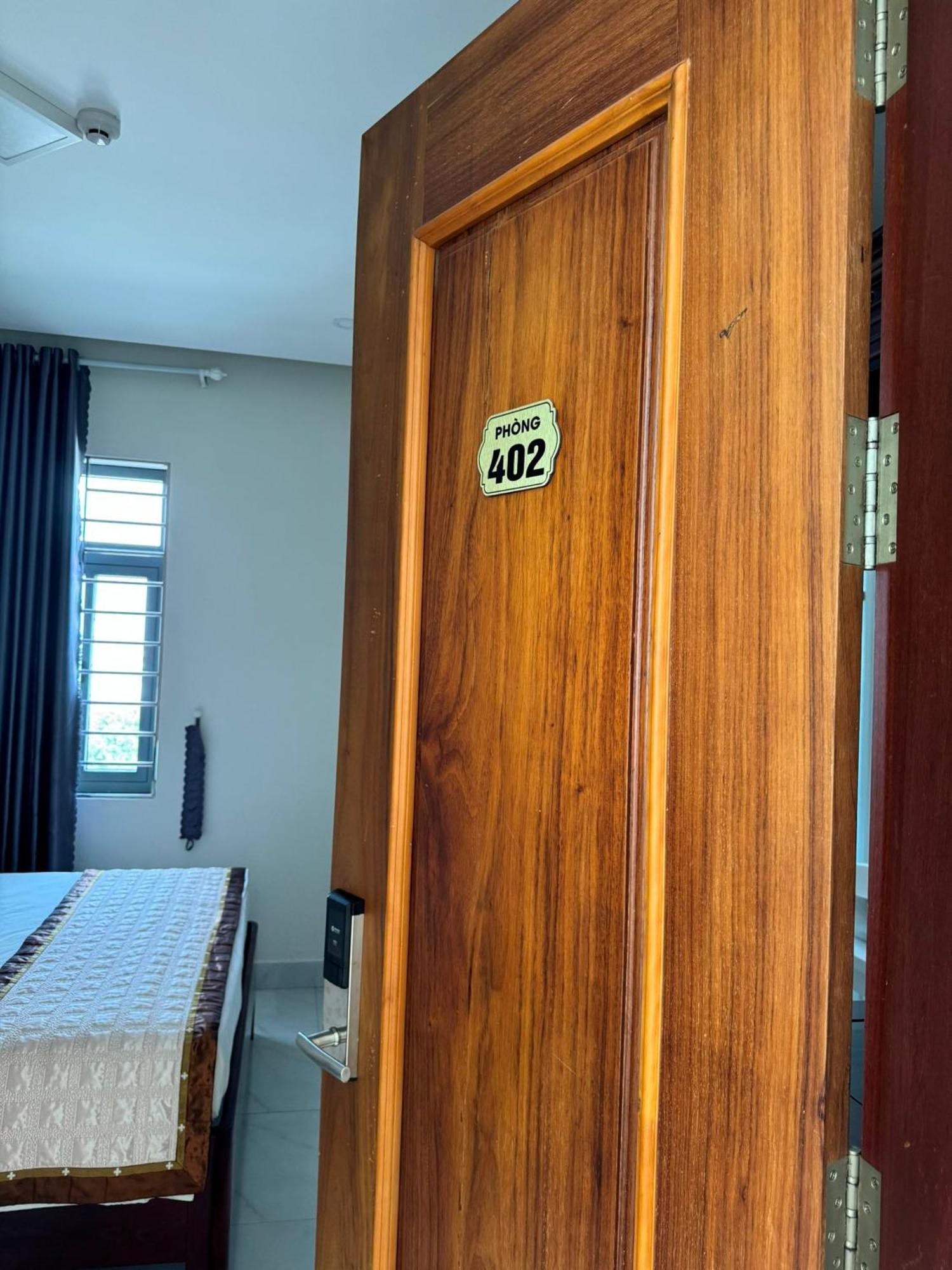 Hoang Khiem Hotel เปลกู ภายนอก รูปภาพ